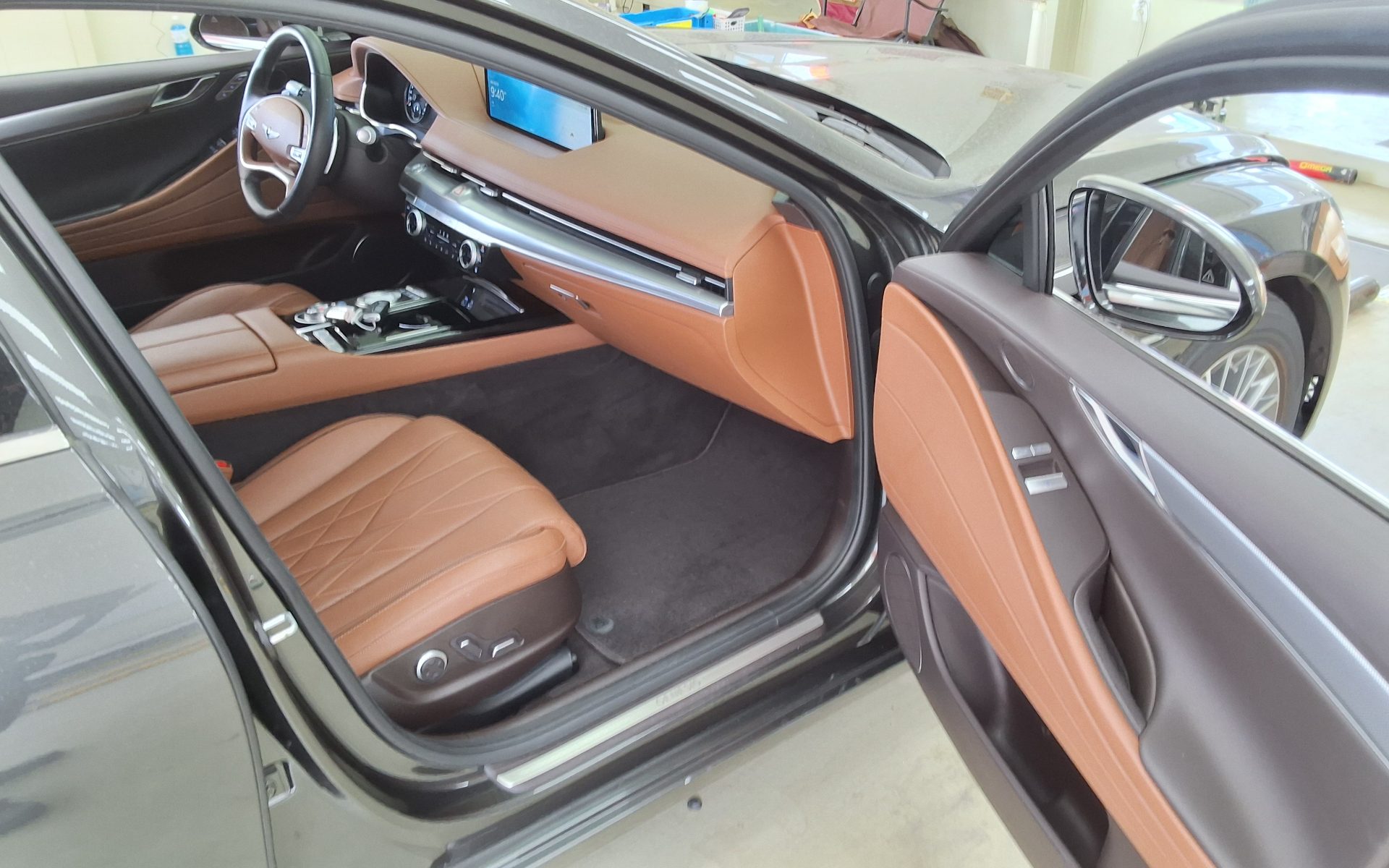 2022 - genesis g80