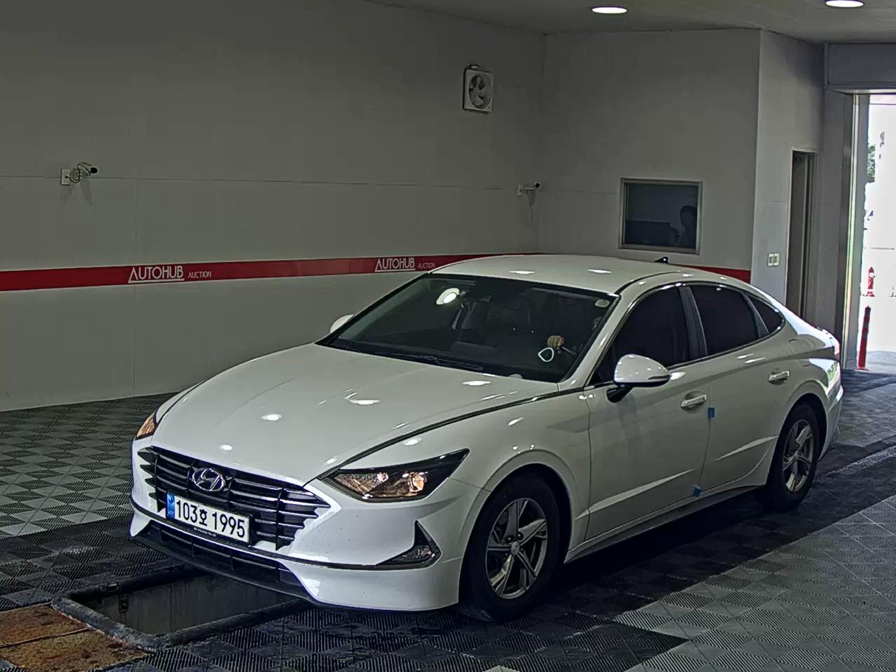 HYUNDAI SONATA (DN8) RENTAL CAR