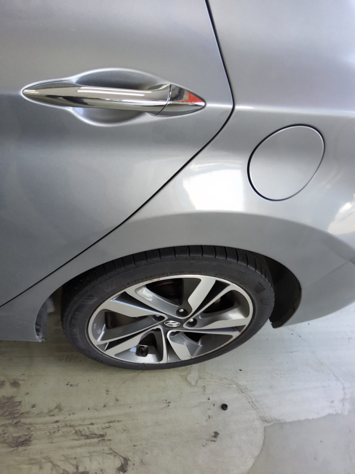 2015 - hyundai avante