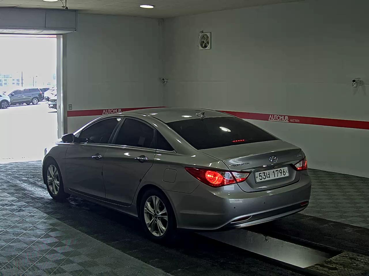2011 - hyundai sonata