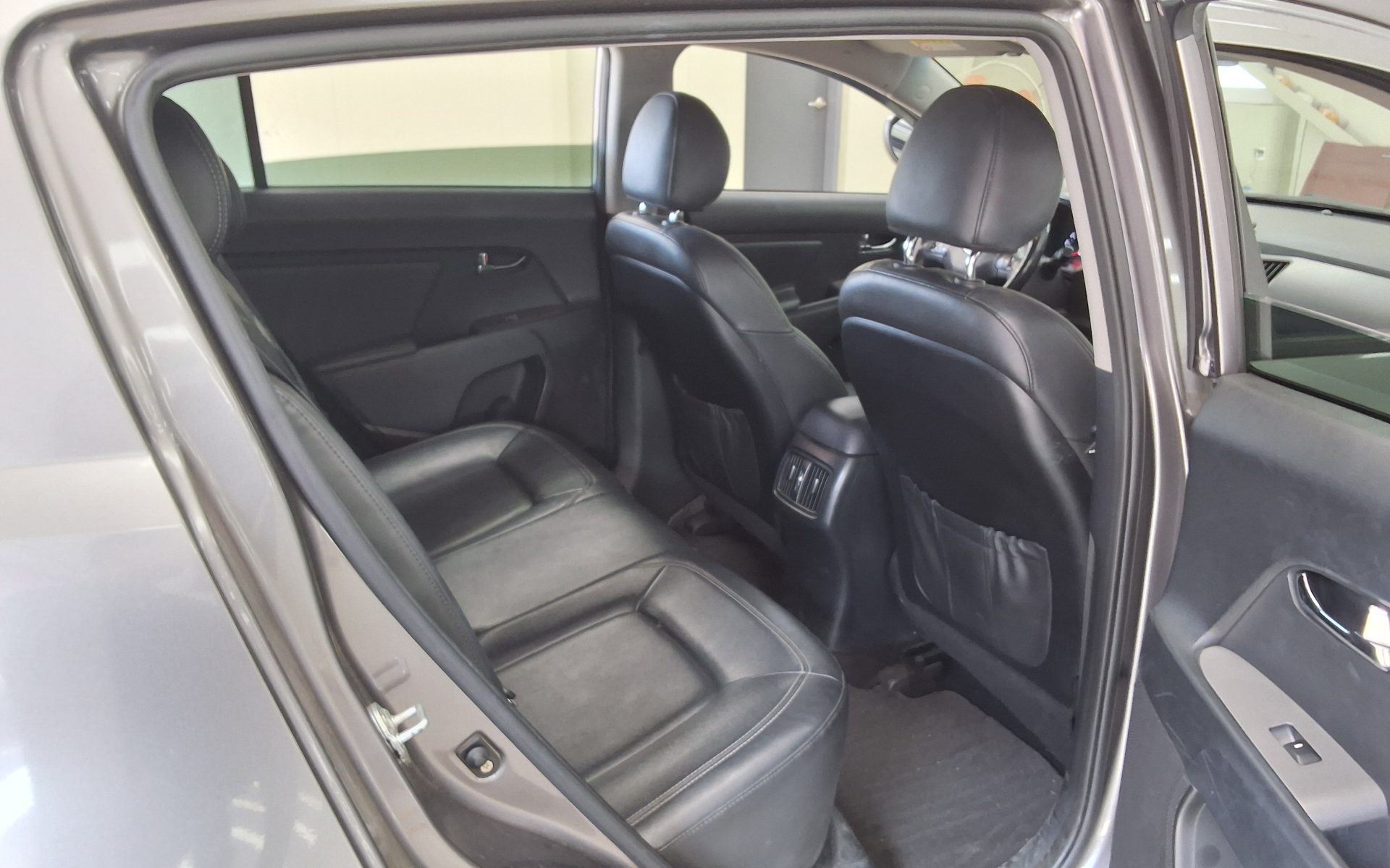 2014 - kia sportage