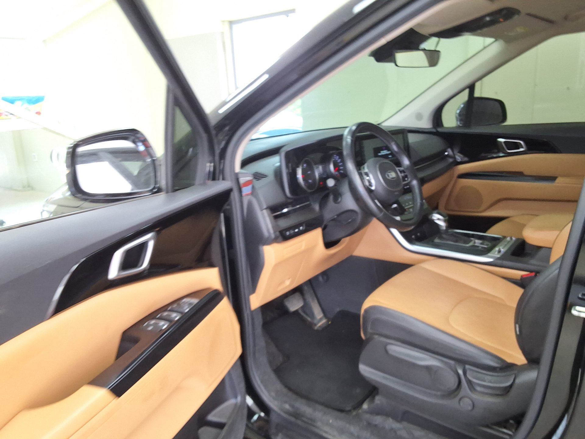 2021 - kia carnival