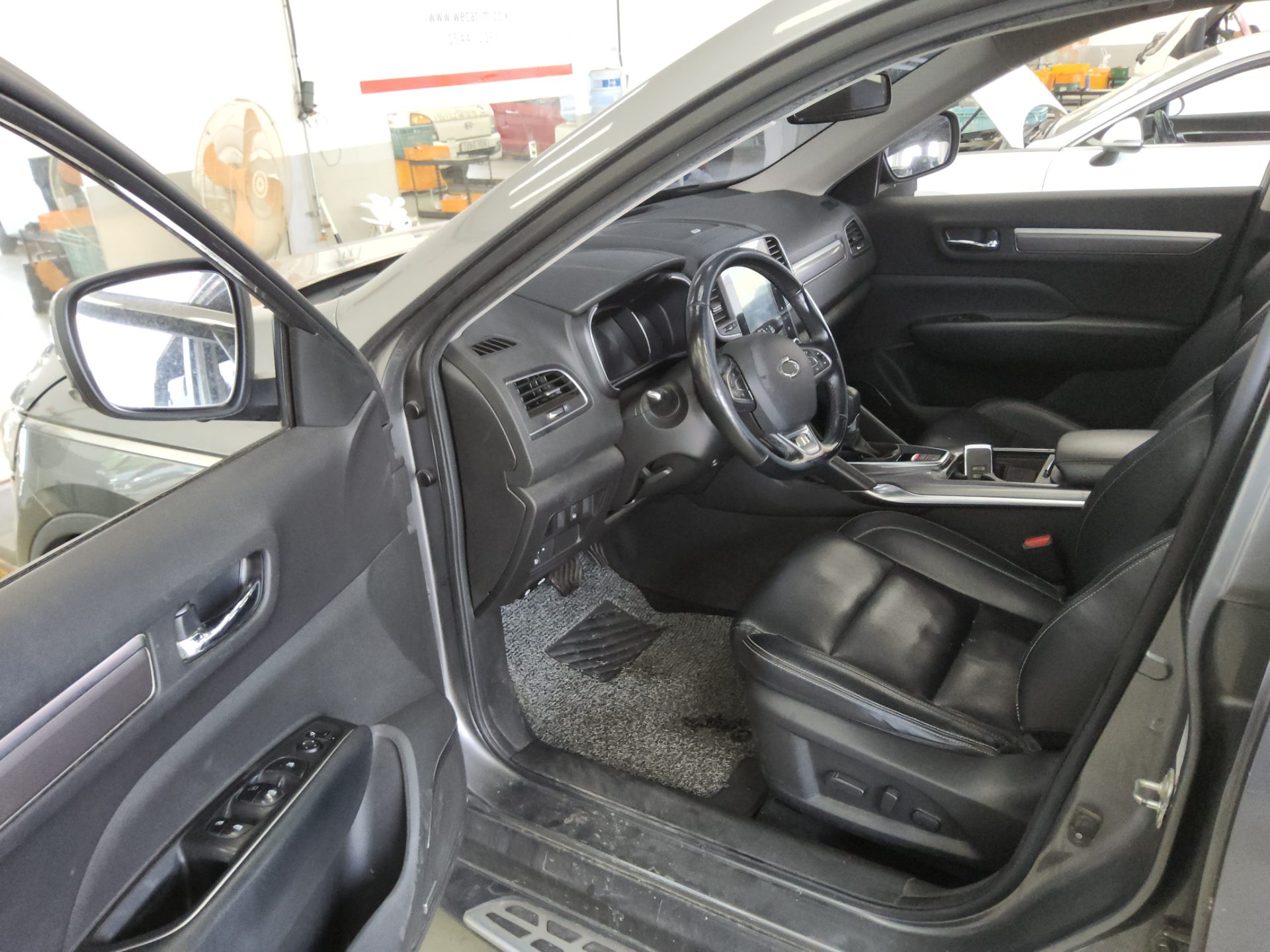 2018 - renault qm6