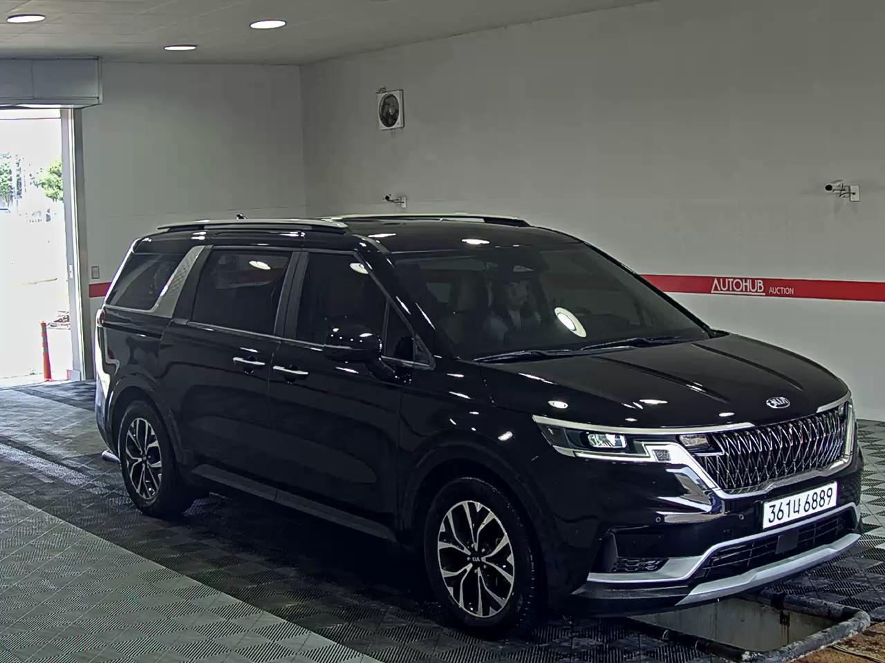 2021 - kia carnival