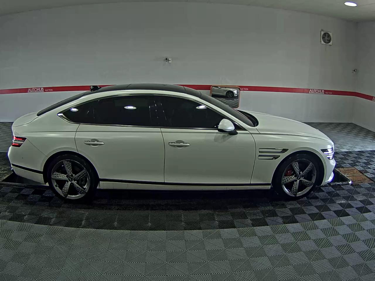 2022 - genesis g80