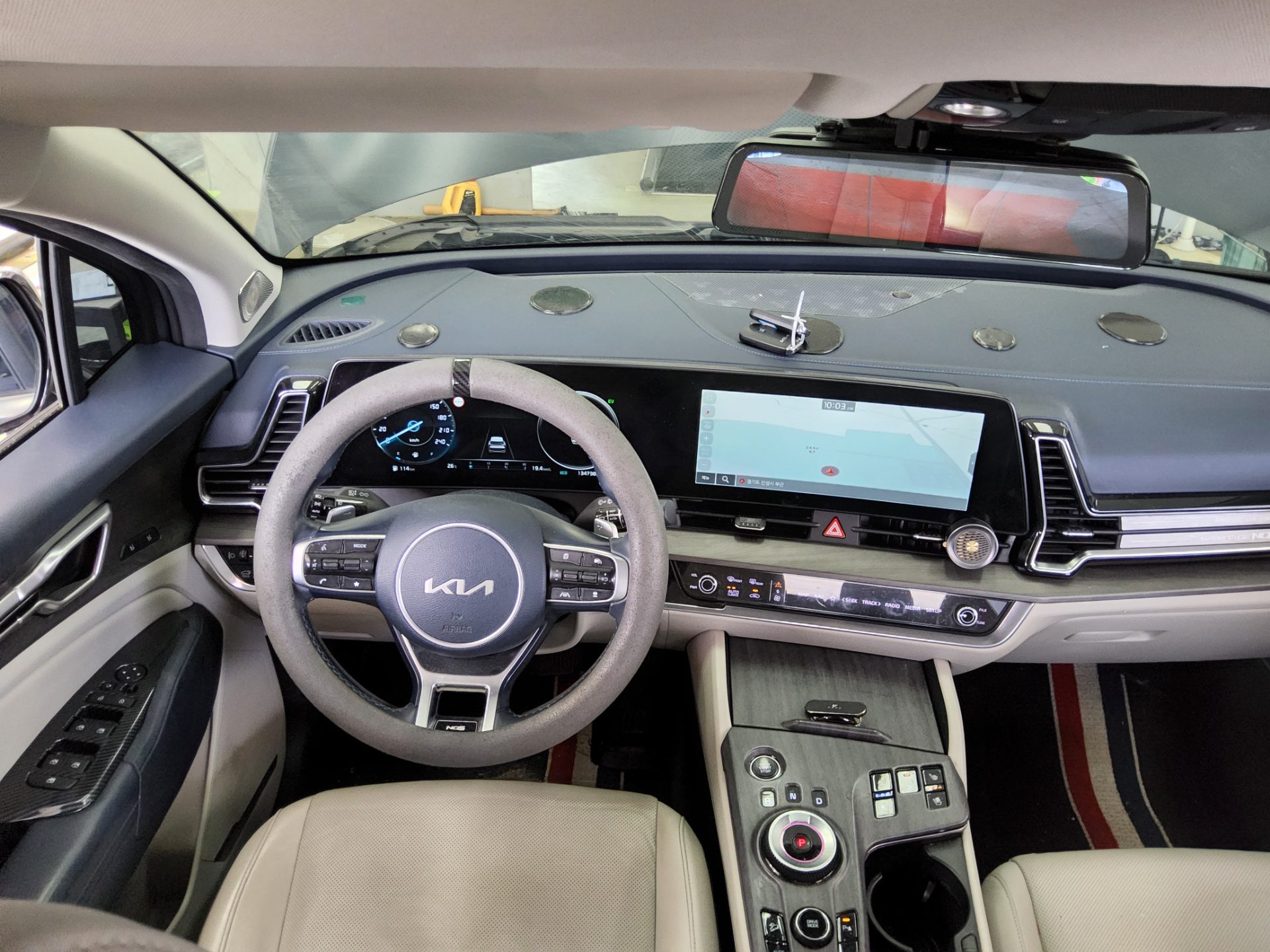 2022 - kia sportage