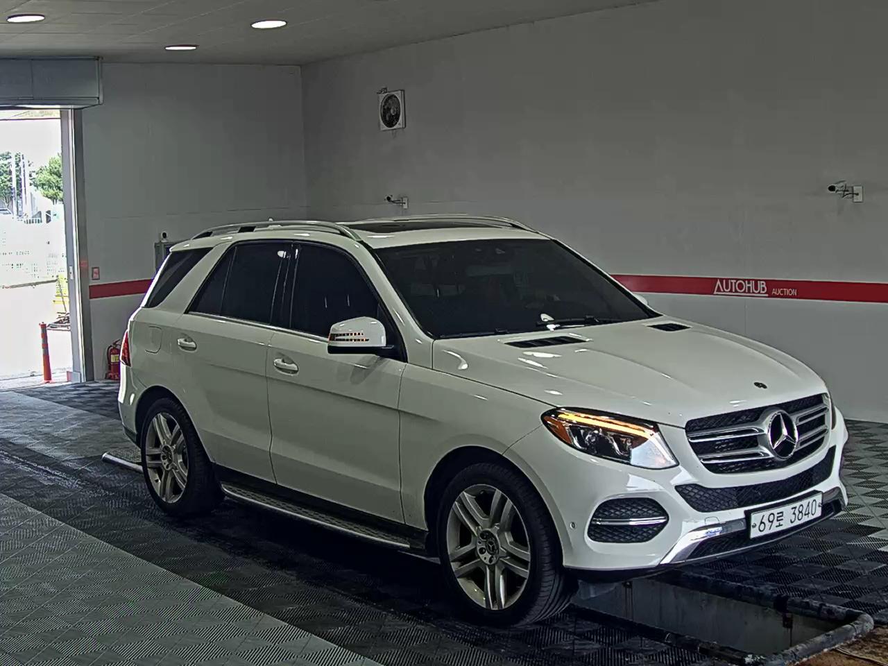 2018 - mercedes-benz gle350 d