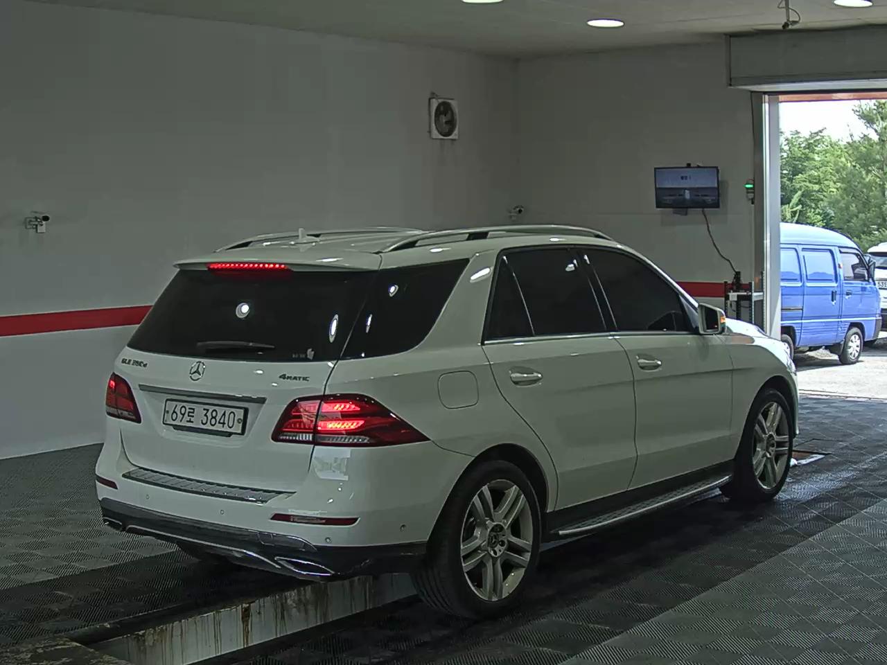 2018 - mercedes-benz gle350 d