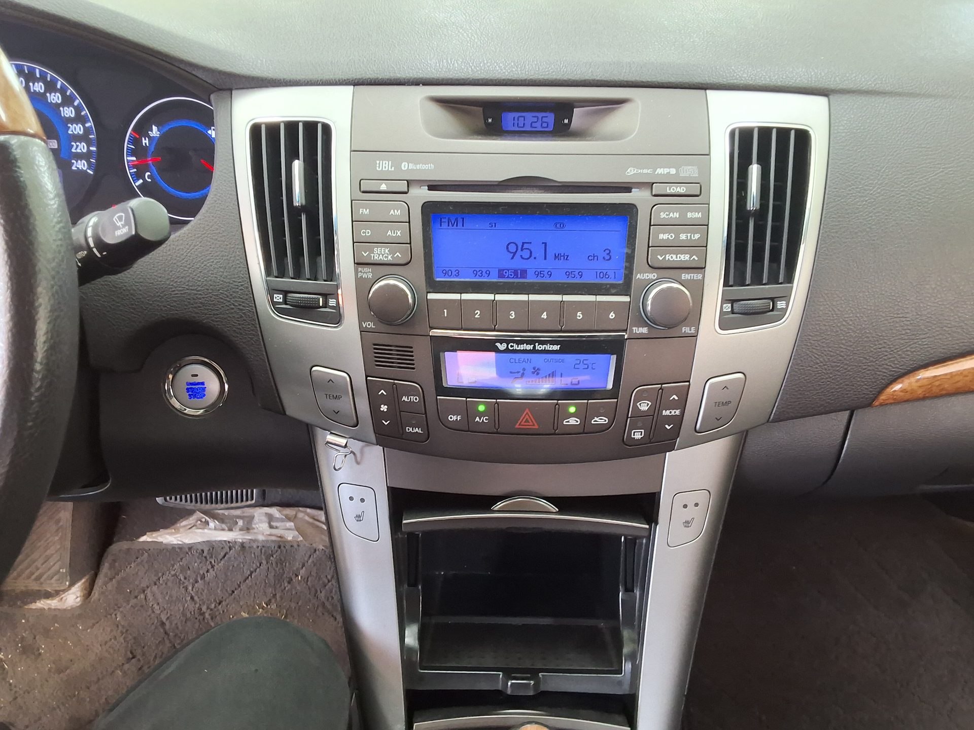 2010 - hyundai sonata