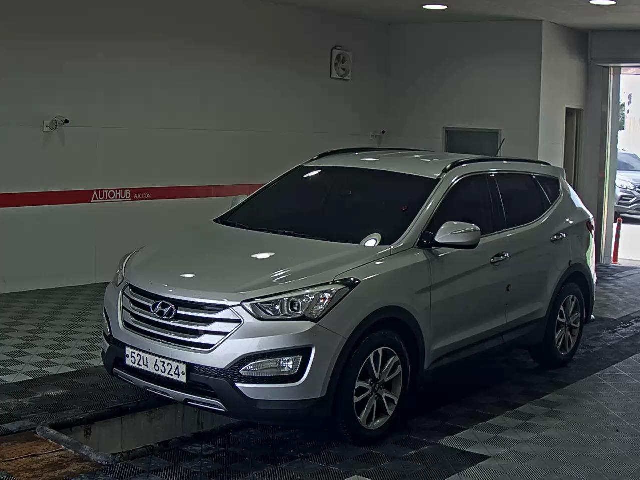 HYUNDAI SANTA FE (DM)