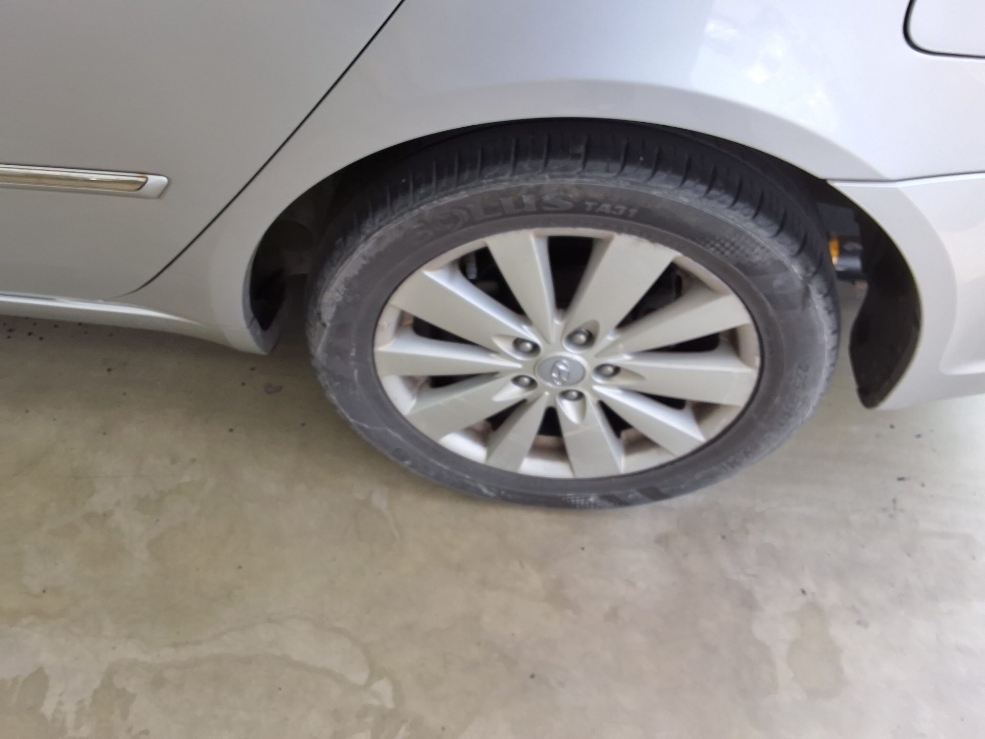 2010 - hyundai sonata