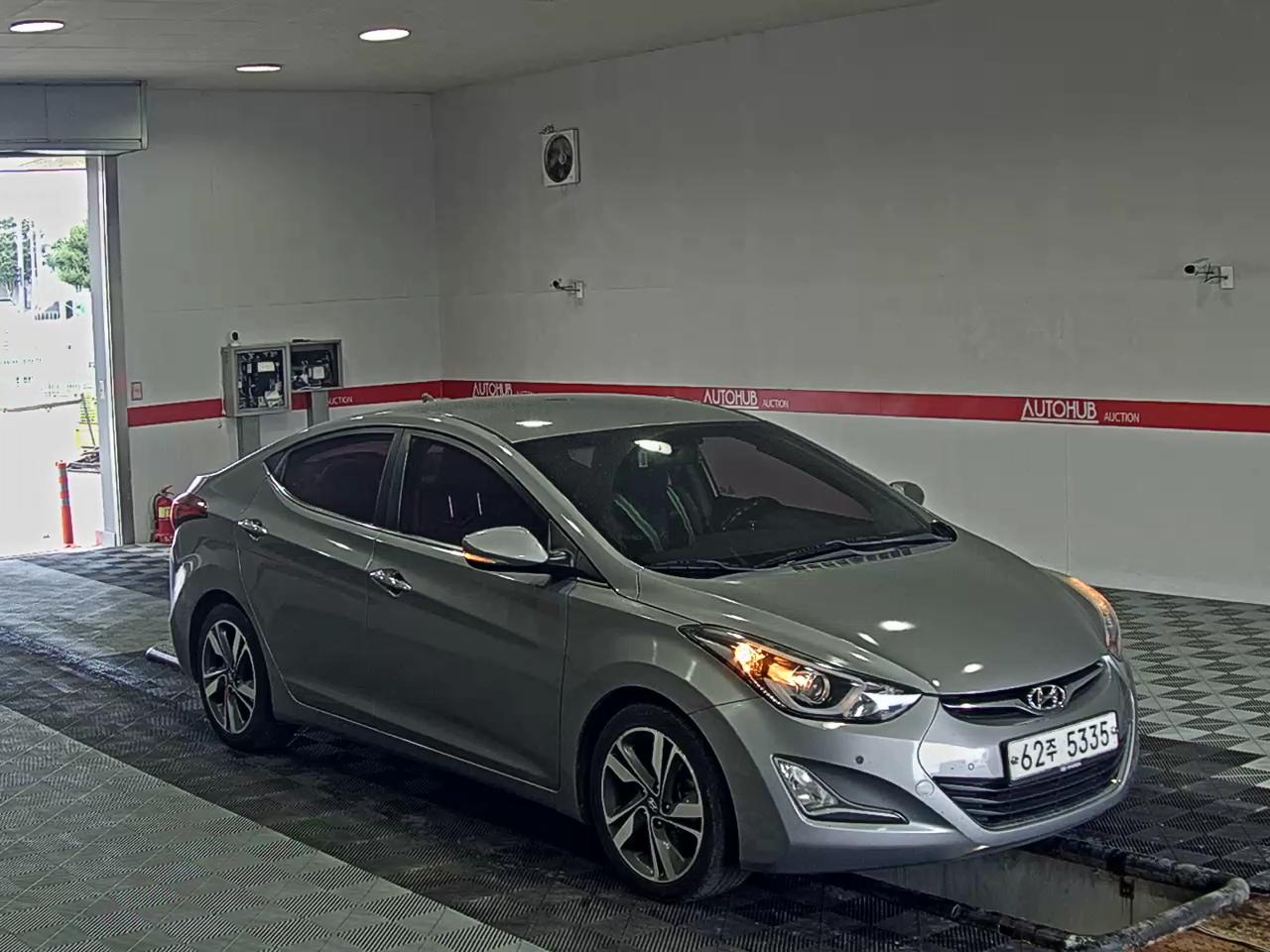 2015 - hyundai avante