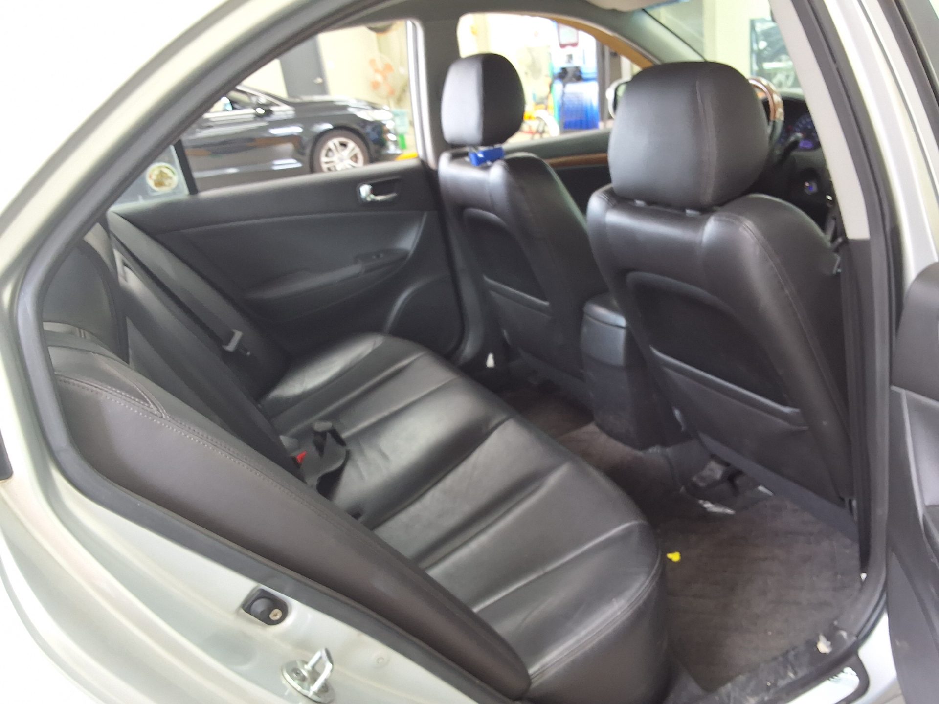 2010 - hyundai sonata