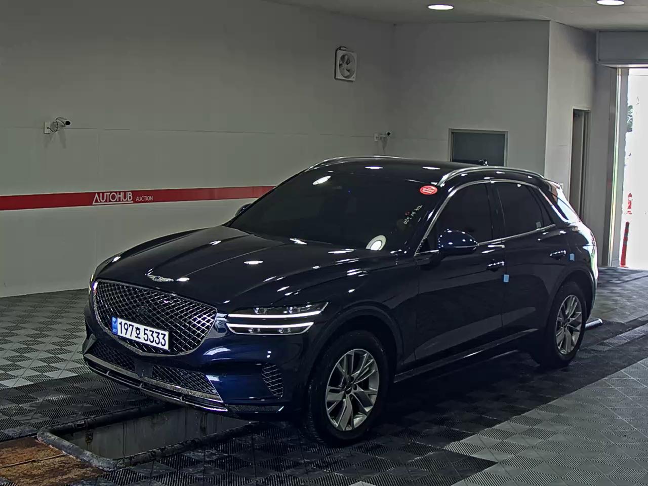 2022 - genesis gv70