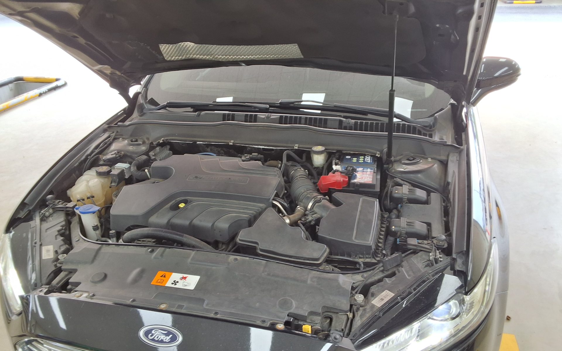 2015 - ford mondeo