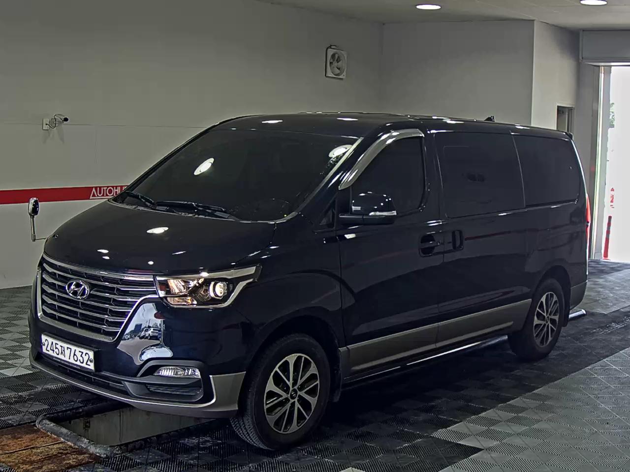 2020 - hyundai grand starex