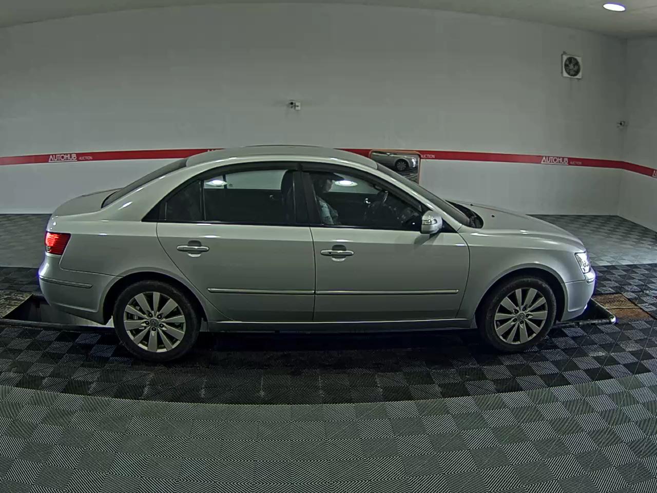 2010 - hyundai sonata