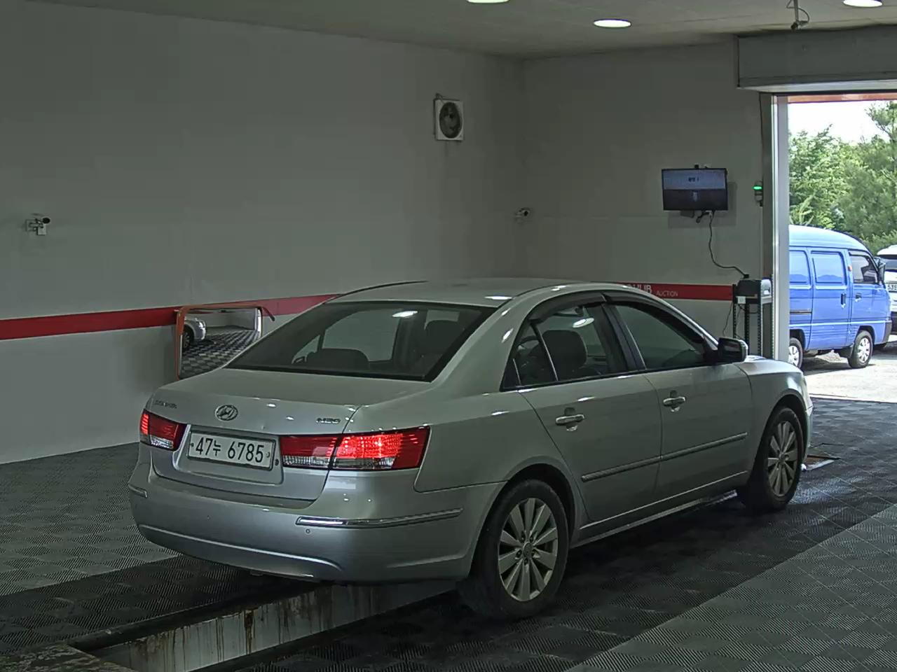 2010 - hyundai sonata
