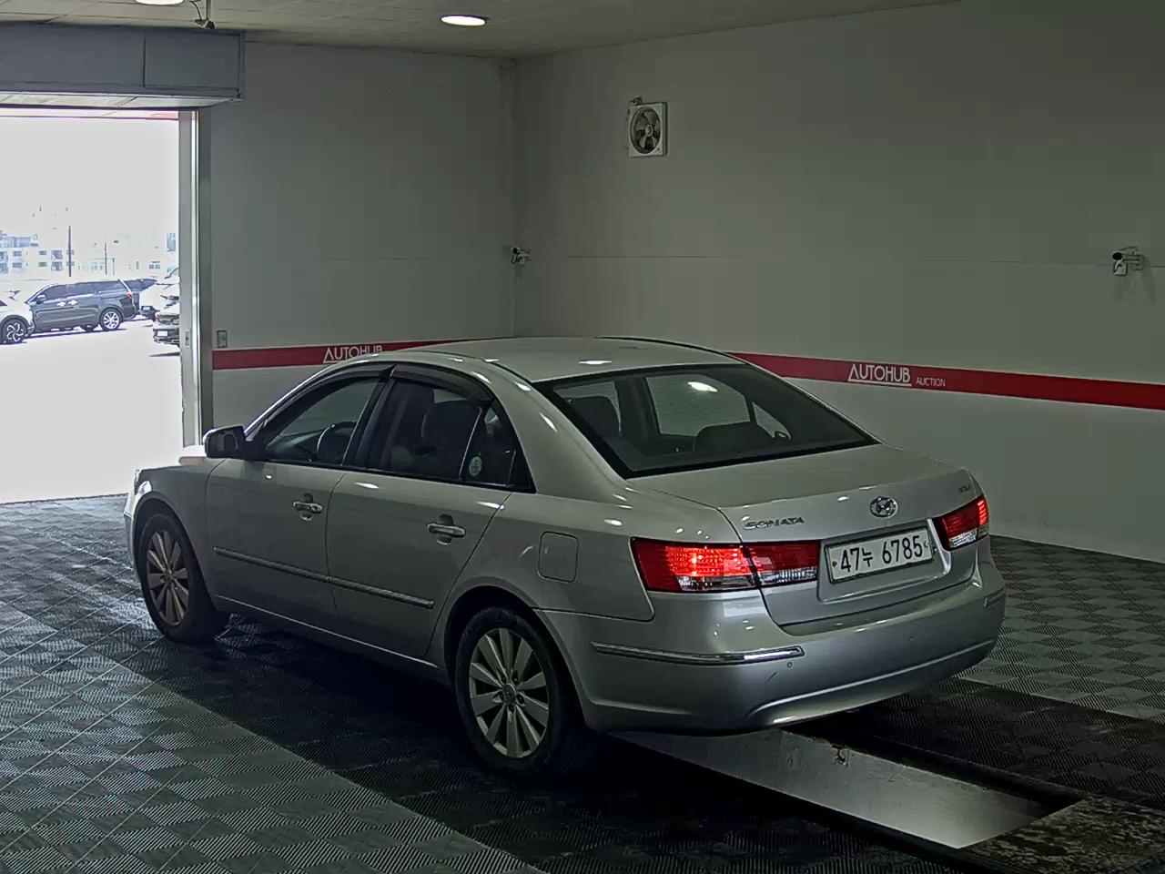 2010 - hyundai sonata