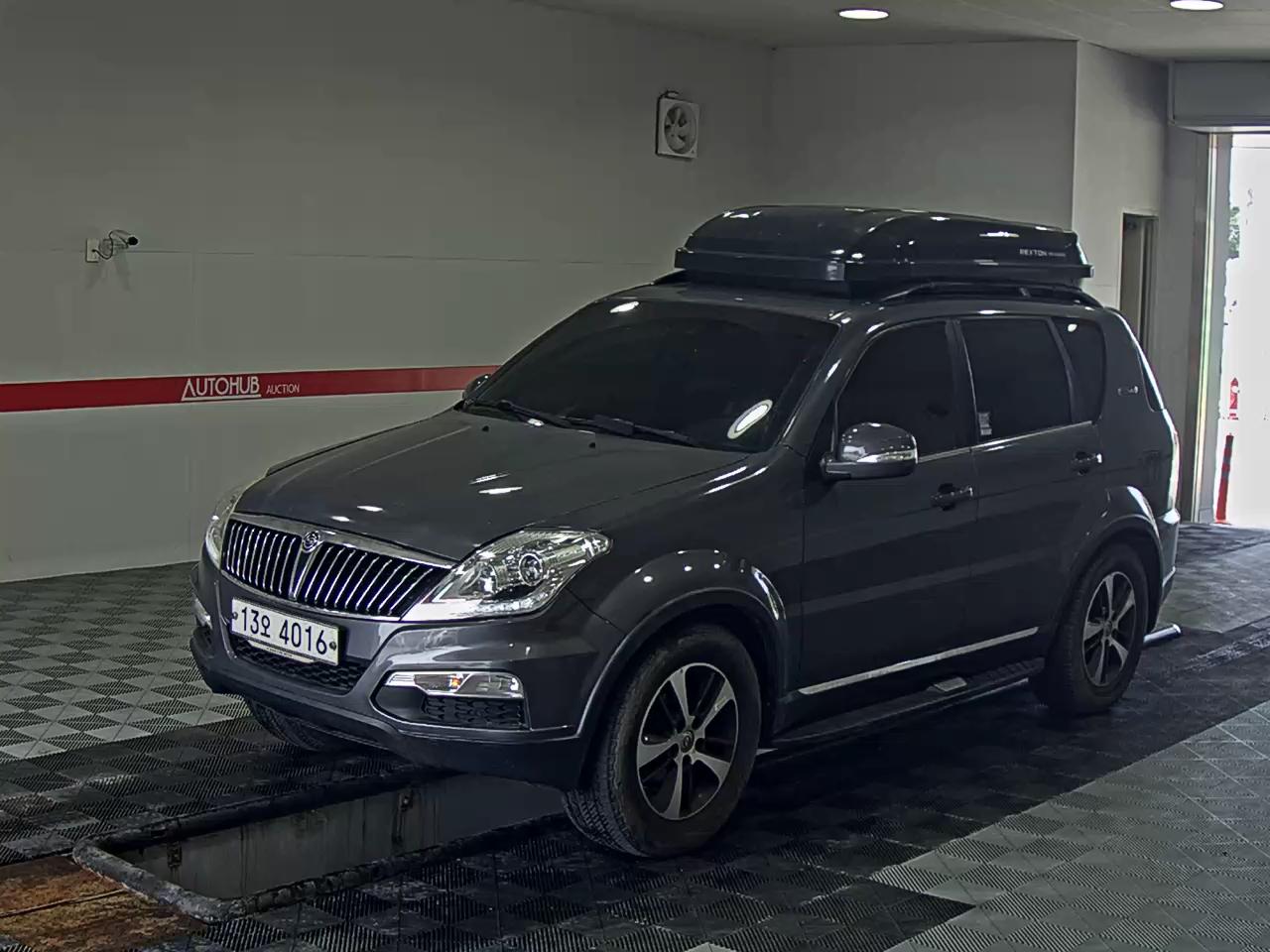 2015 - ssangyong rexton