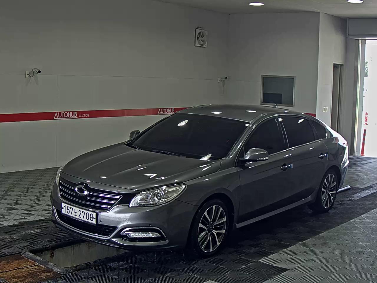 RENAULT (SAMSUNG) SM7 NOVA LPe DISABLED VEHICLE