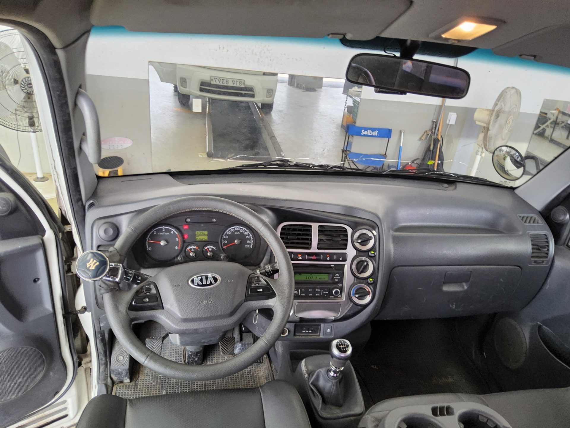 2016 - kia bongo