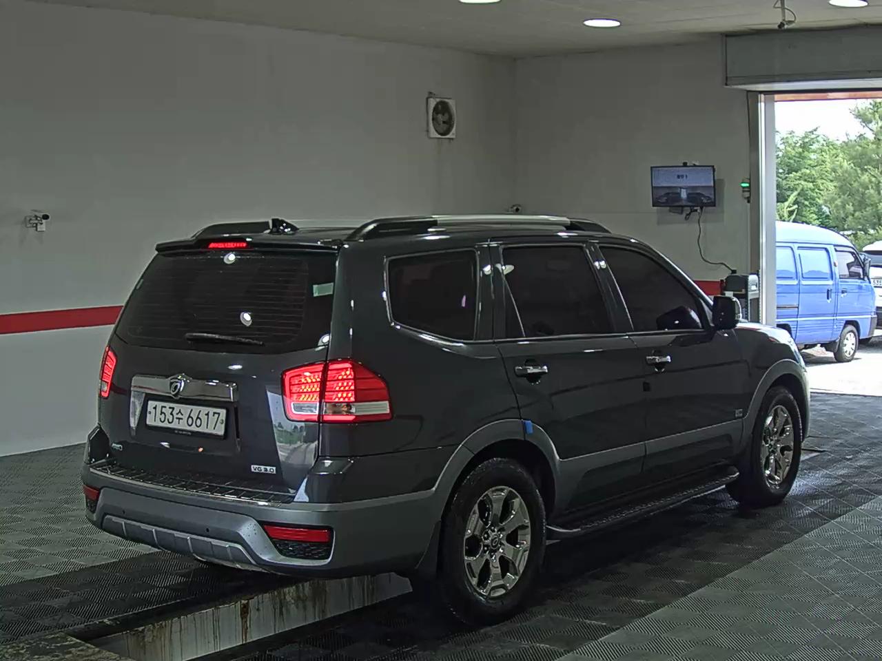 2018 - kia mohave