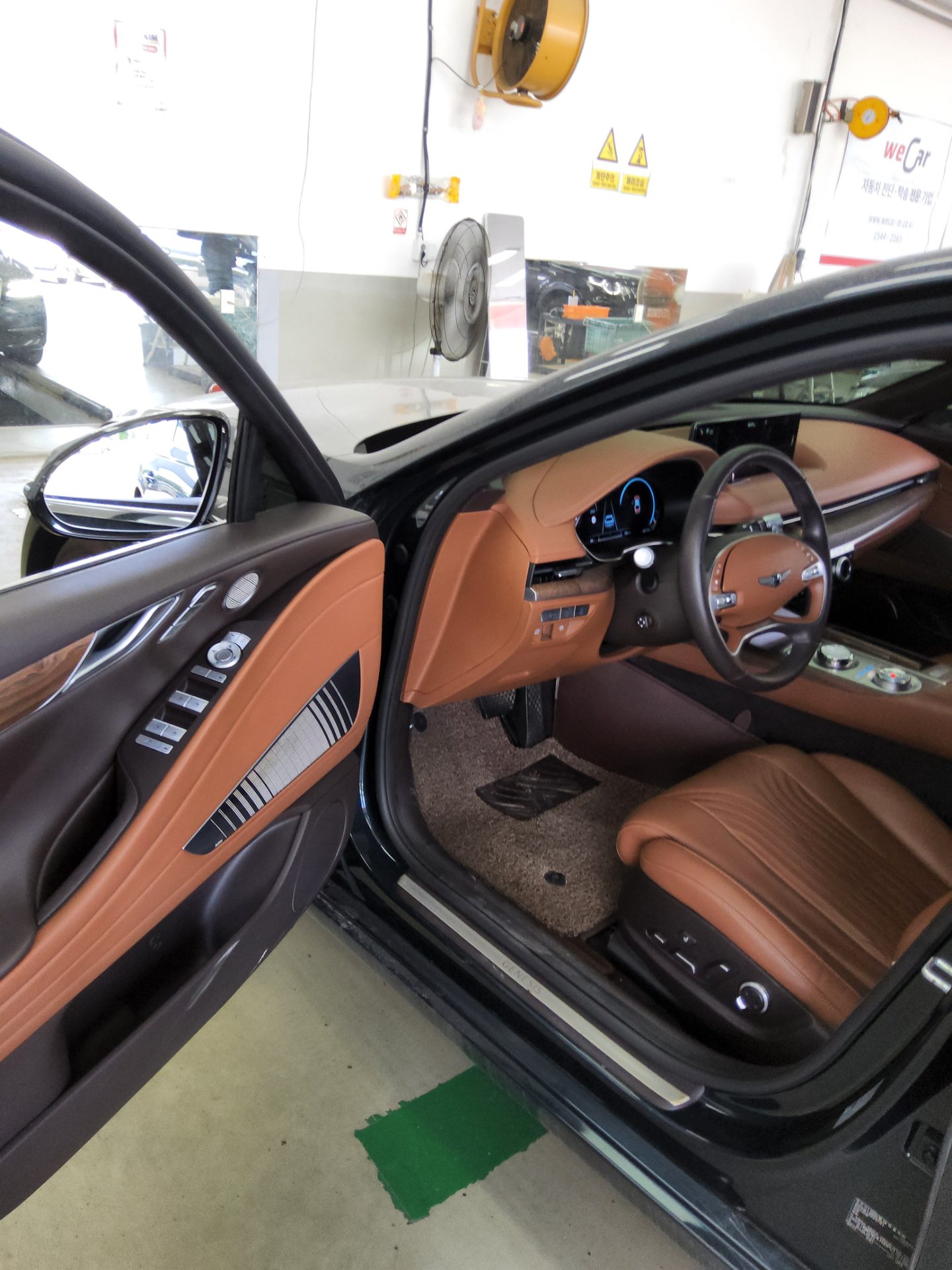 2023 - genesis g80