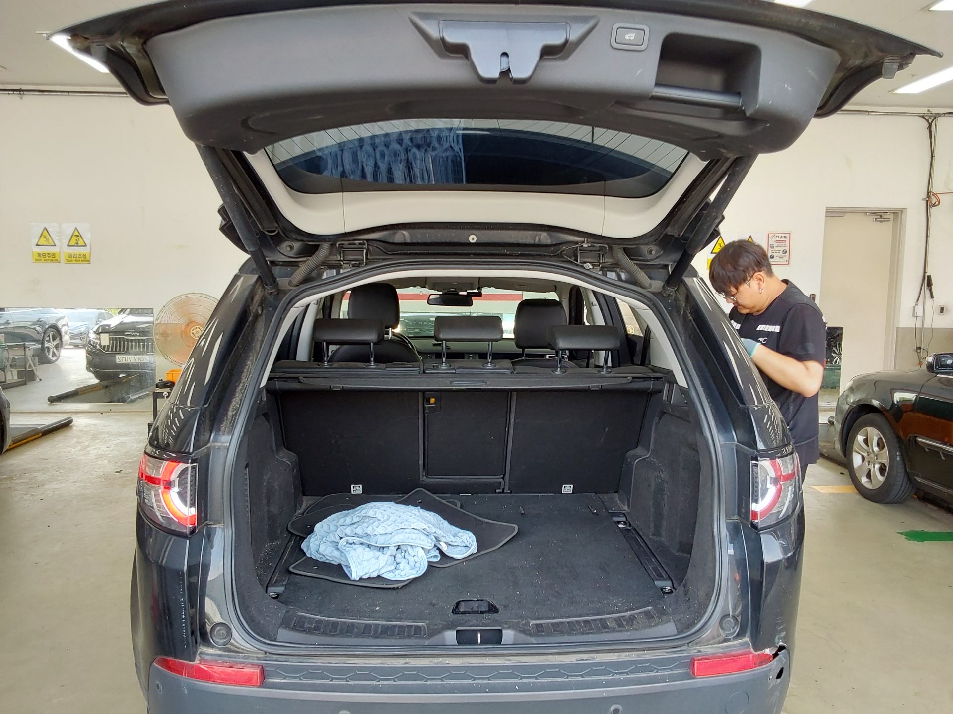 2015 - land rover discovery