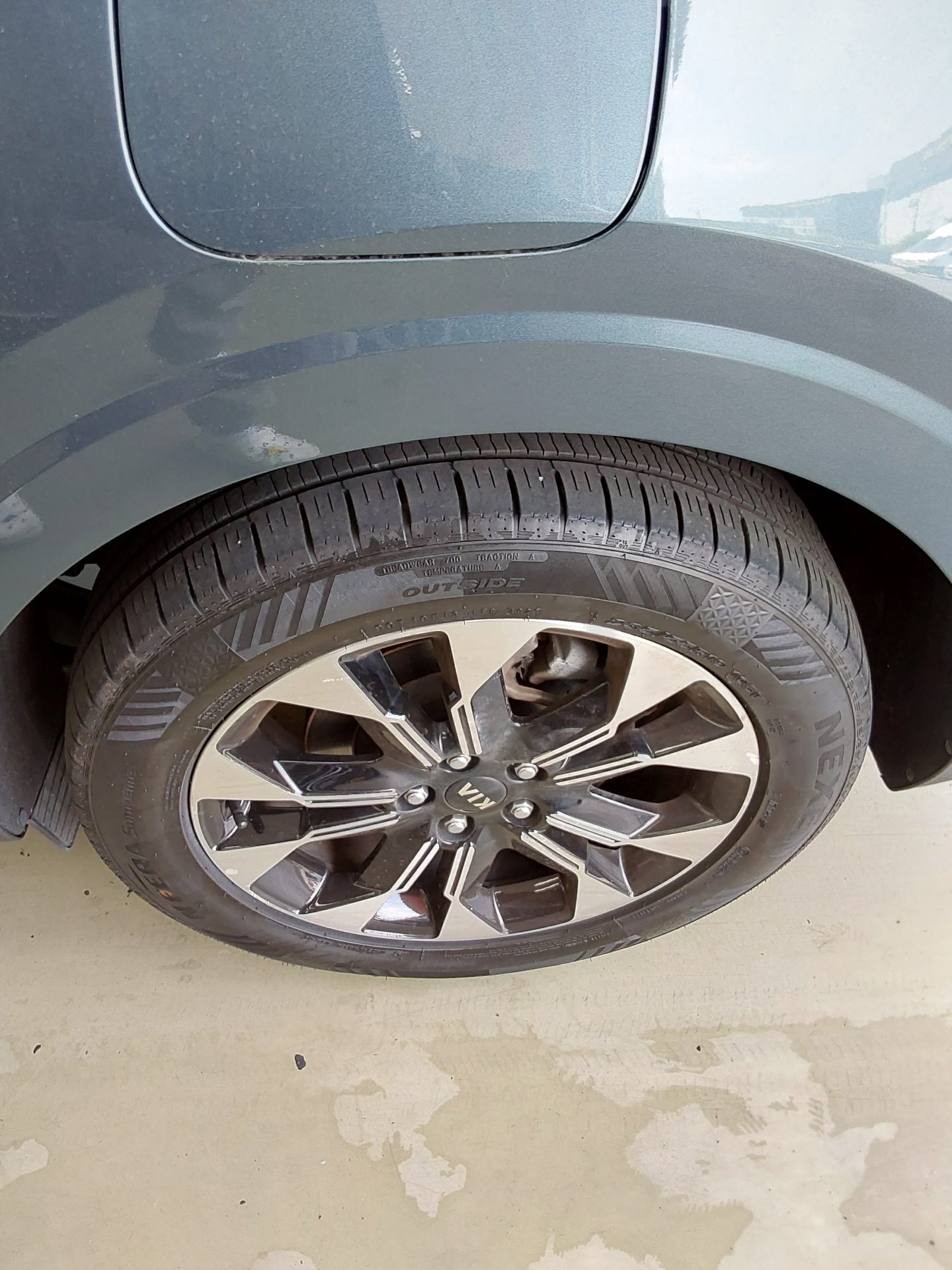 2021 - kia carnival