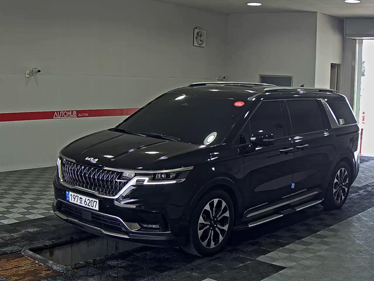 KIA CARNIVAL (KA4)