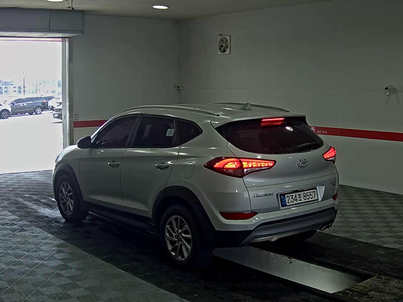 2016 - hyundai tucson