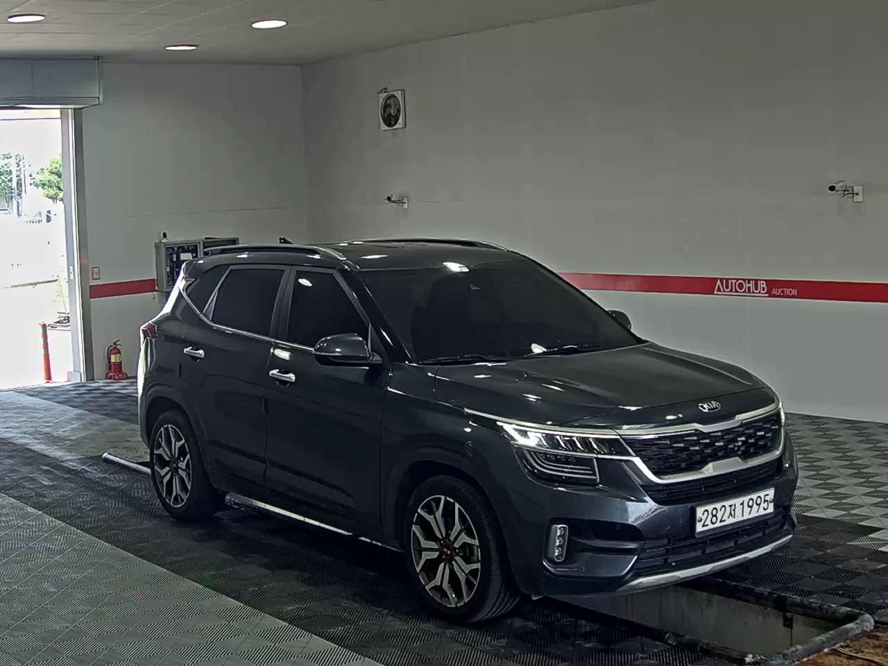 2020 - kia seltos