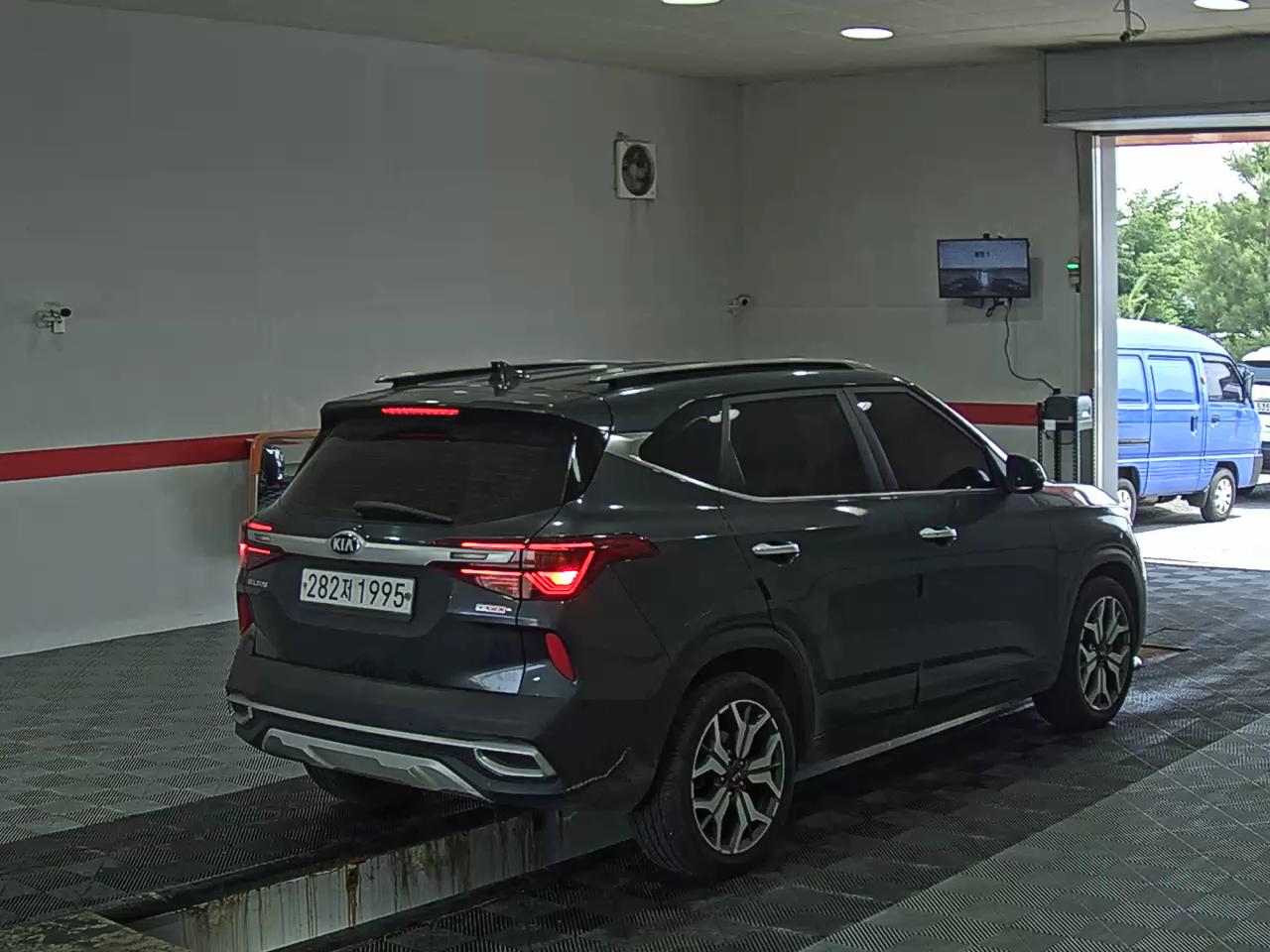 2020 - kia seltos
