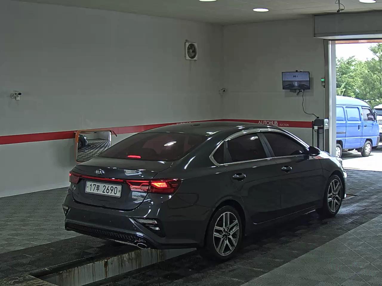 2019 - kia k3