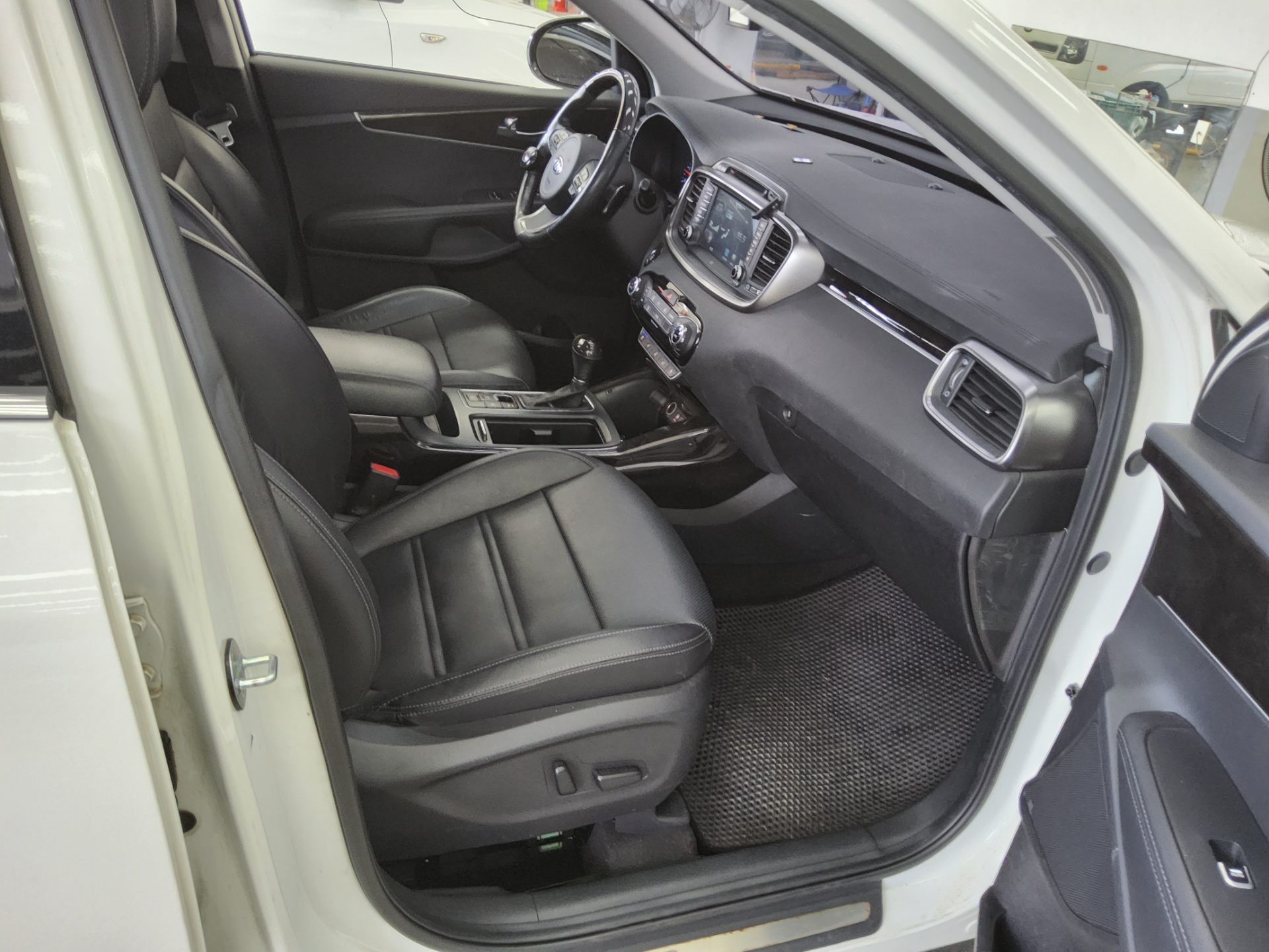 2017 - kia sorento