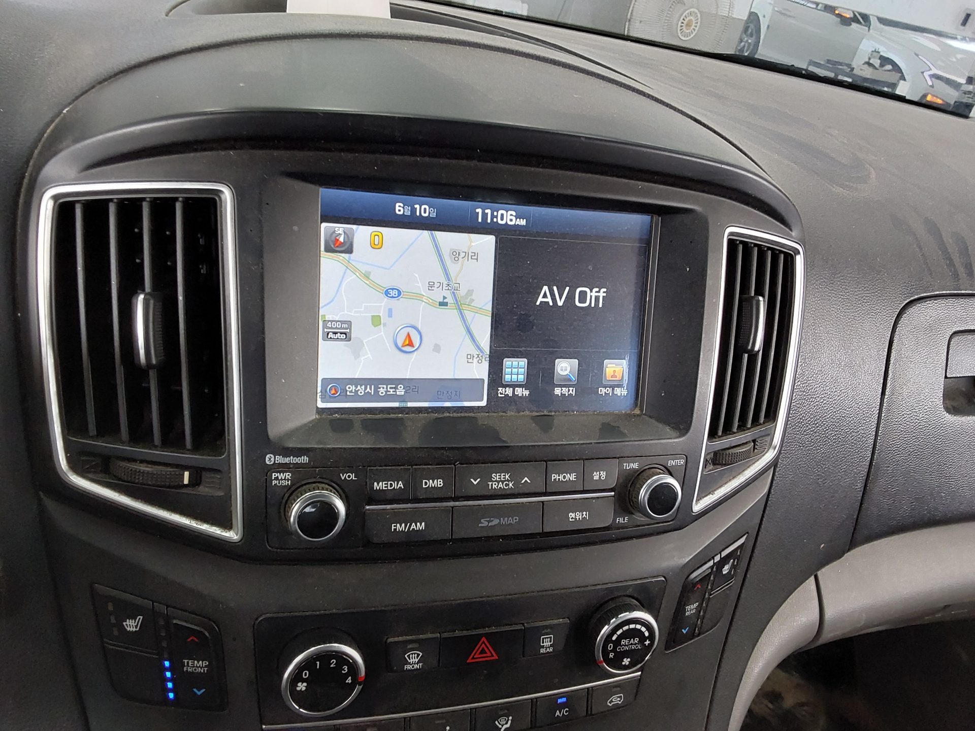 2017 - hyundai grand starex