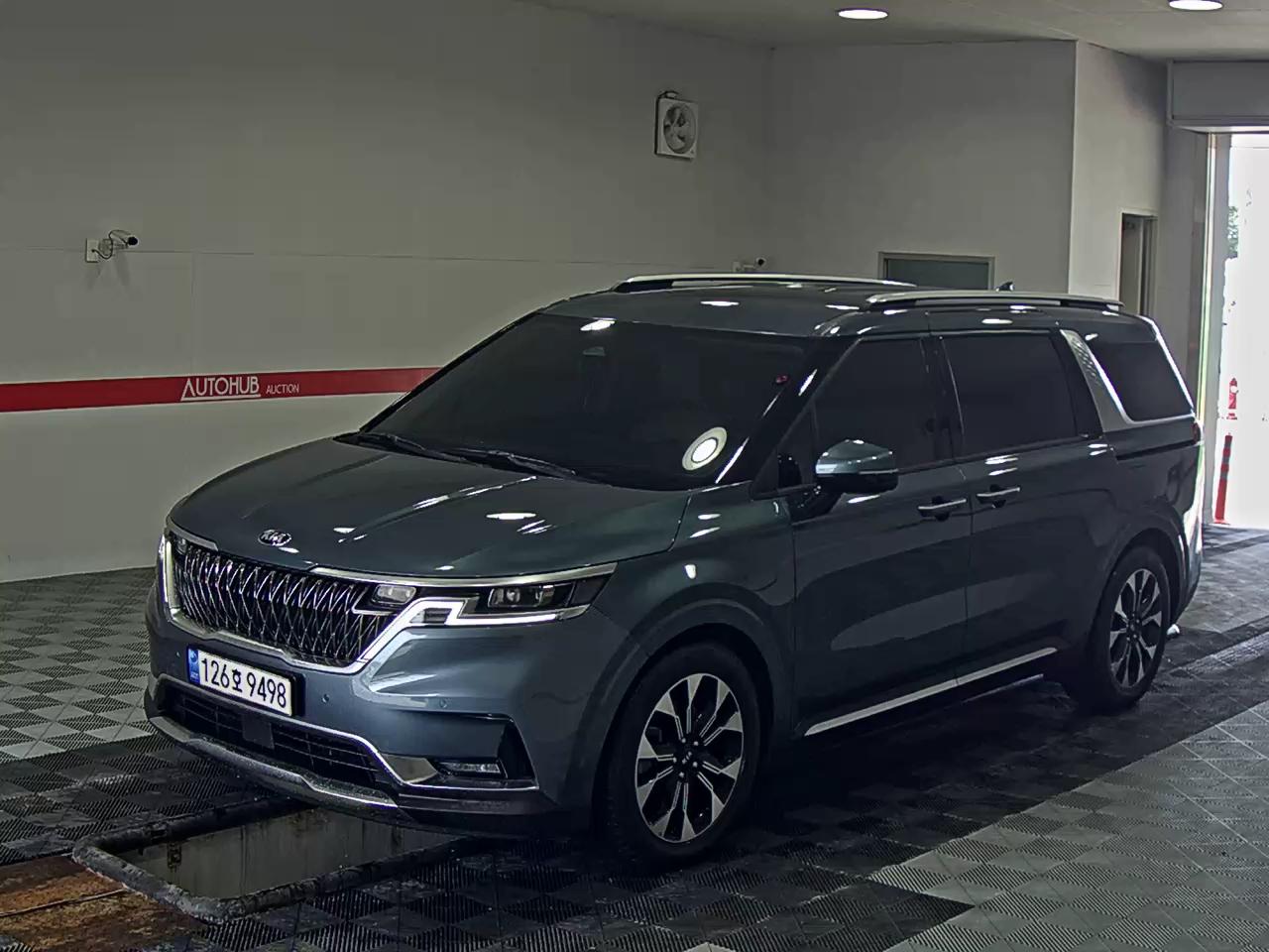 KIA CARNIVAL (KA4)