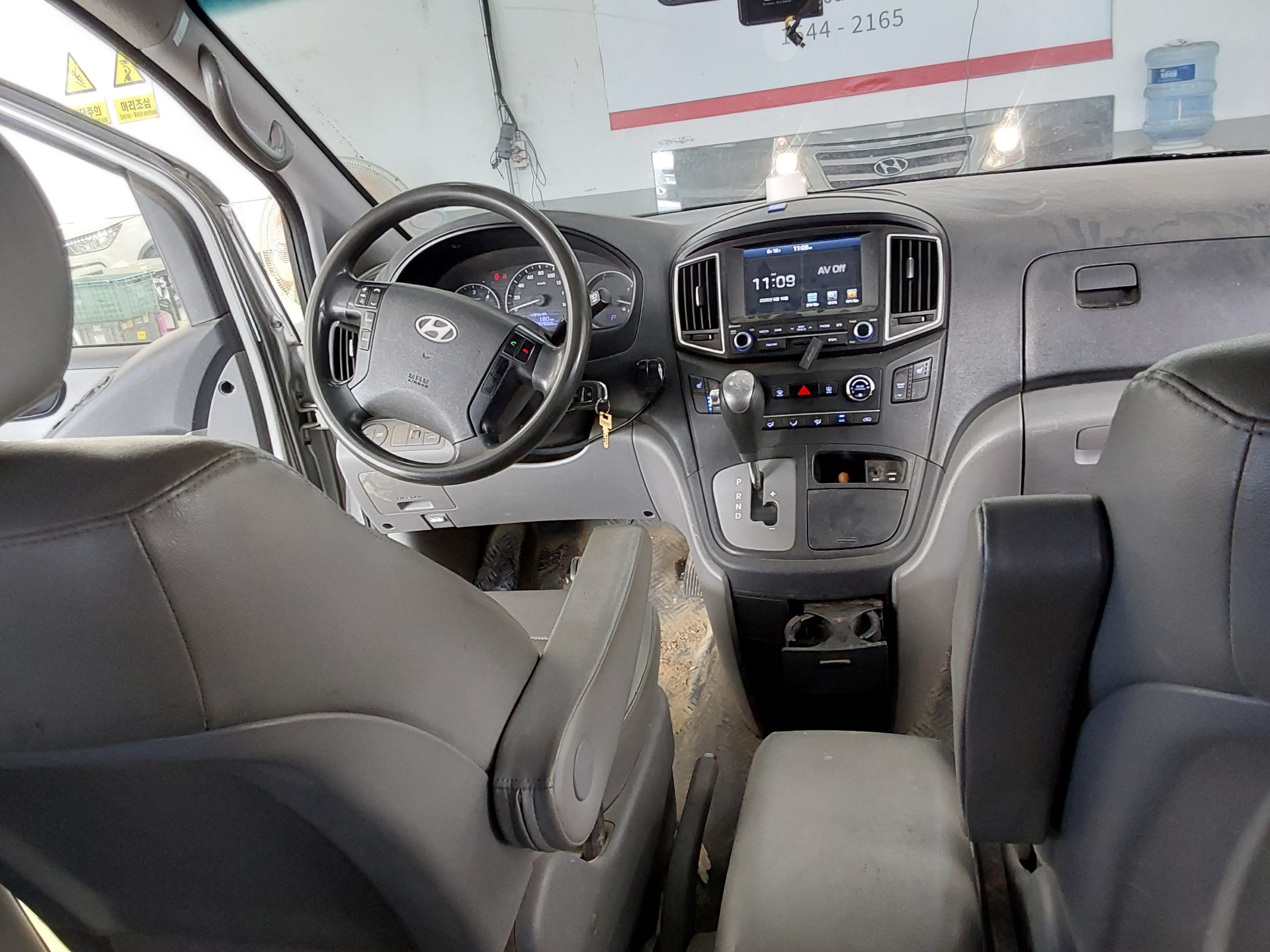 2017 - hyundai grand starex