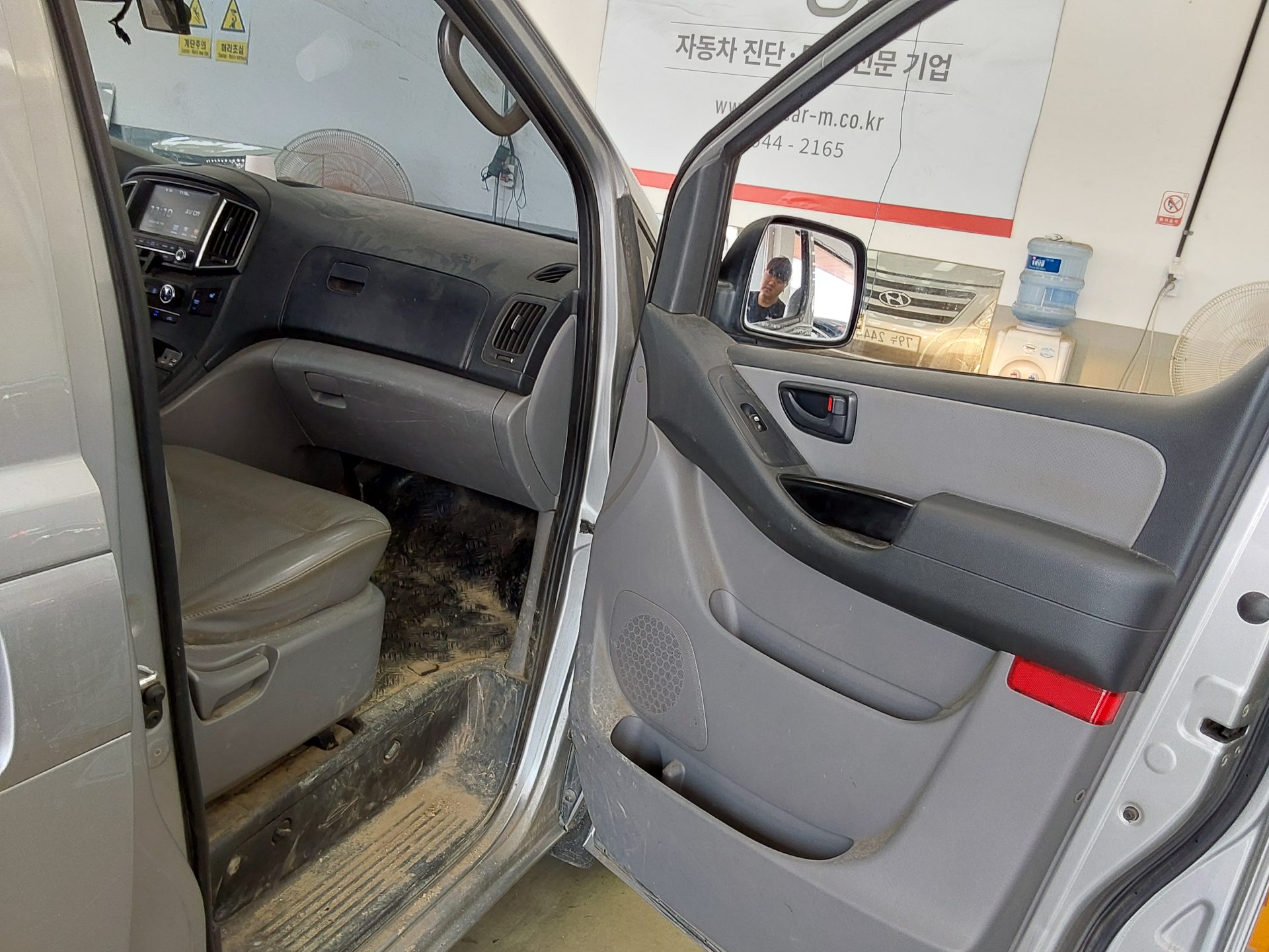 2017 - hyundai grand starex
