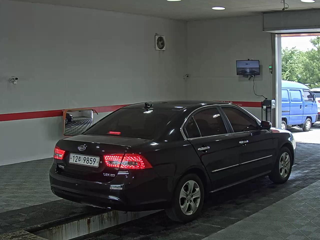 2009 - kia lotze