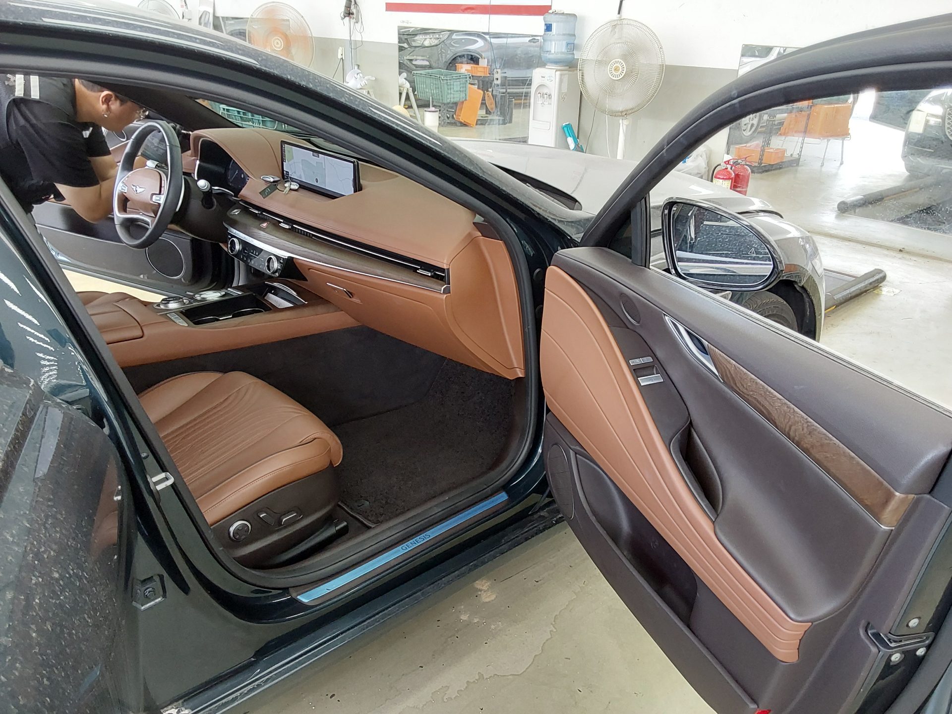 2022 - genesis g80