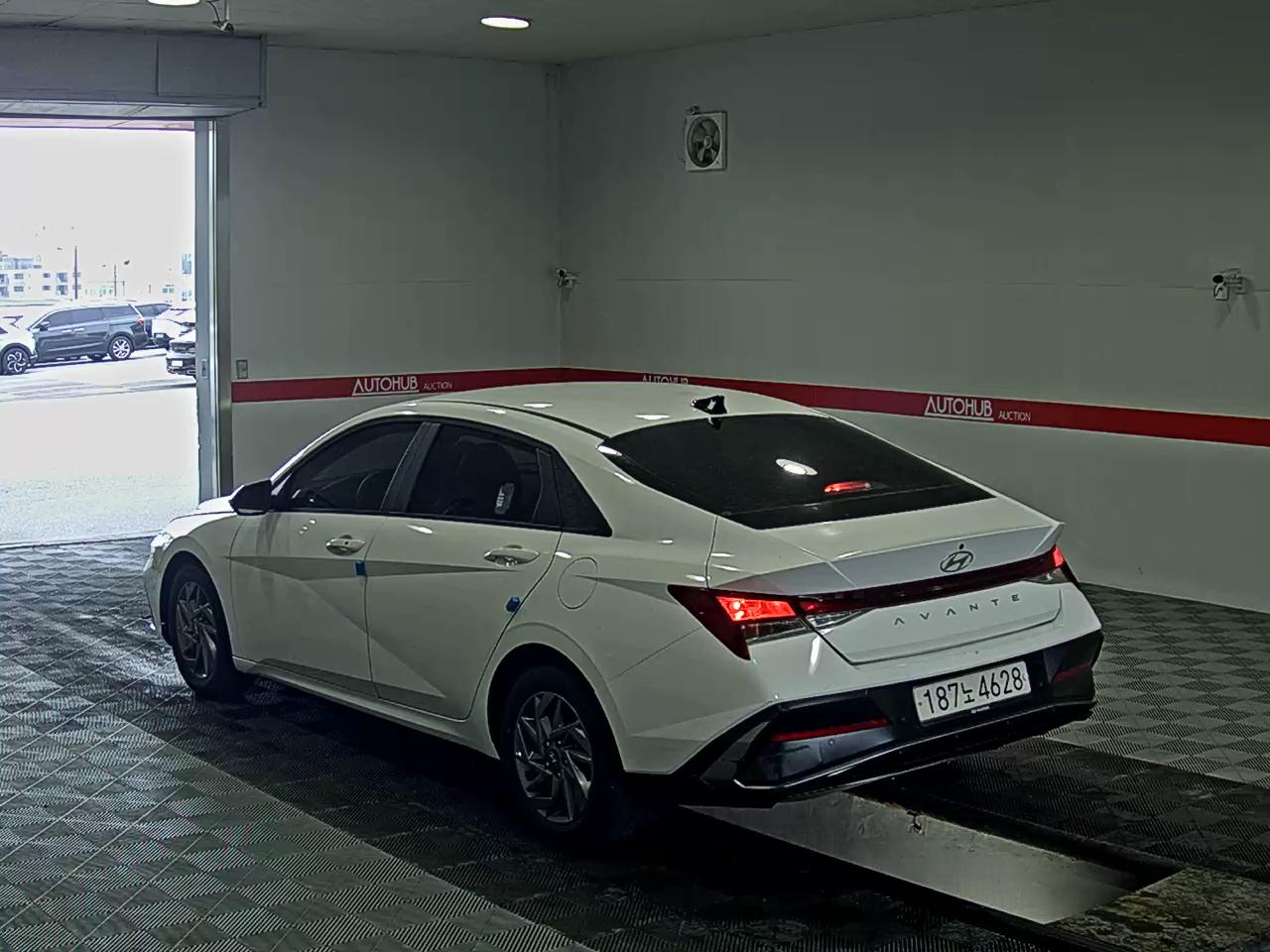 2025 - hyundai avante