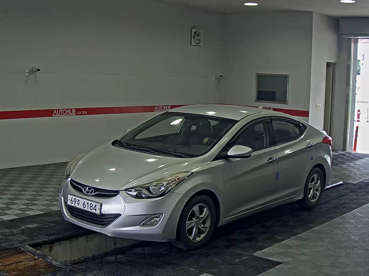 HYUNDAI AVANTE MD M16 GDi