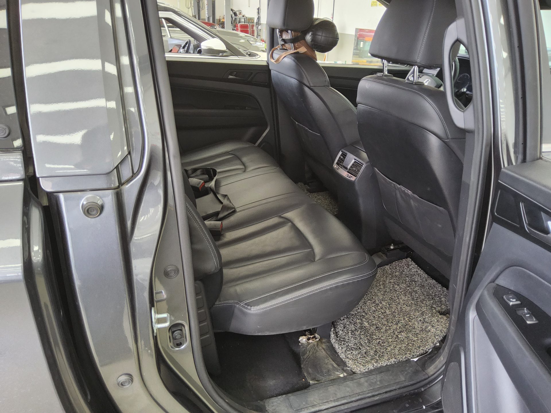 2021 - ssangyong rexton