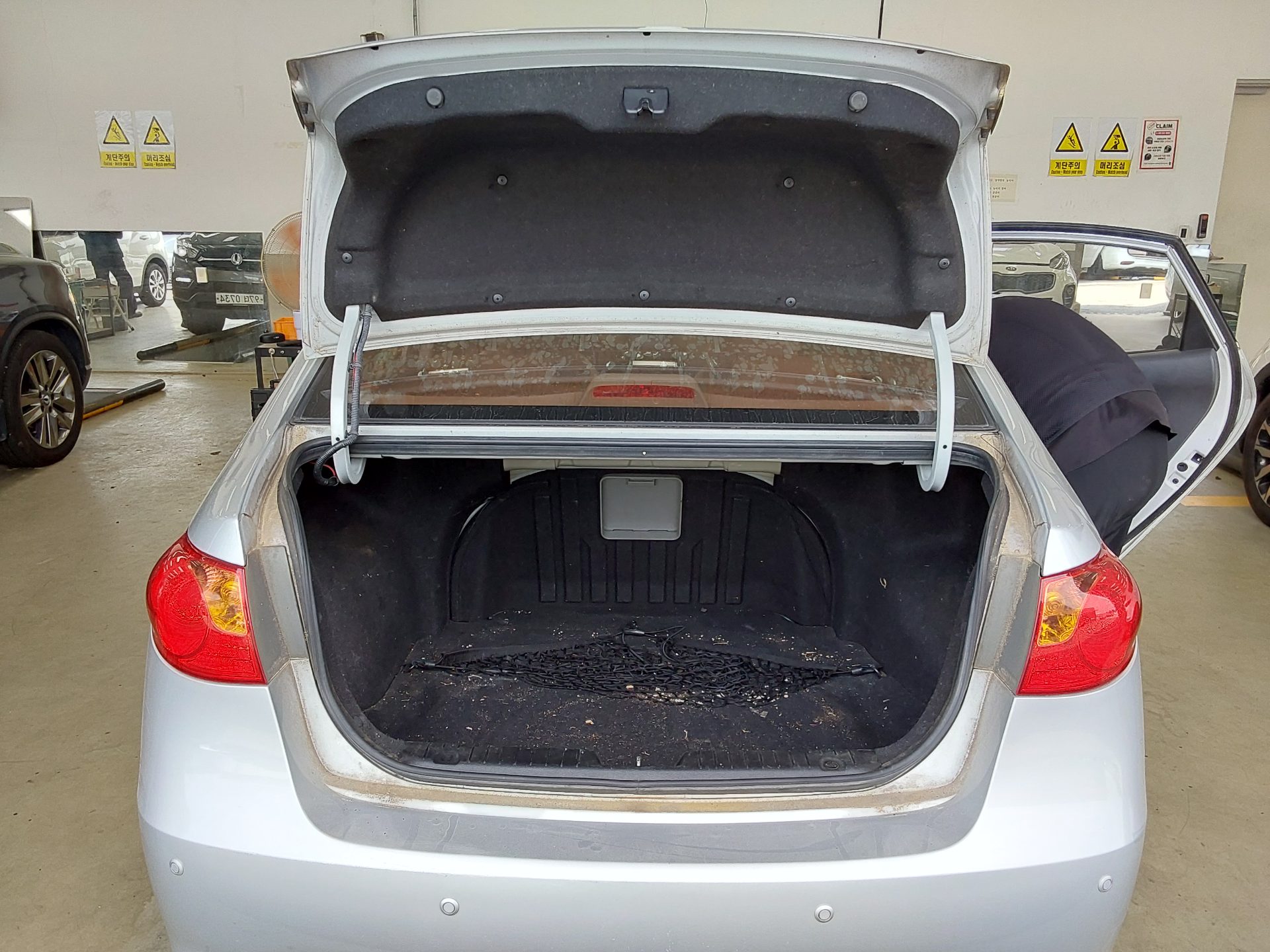 2010 - hyundai avante