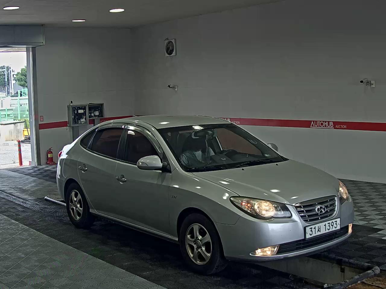 2010 - hyundai avante