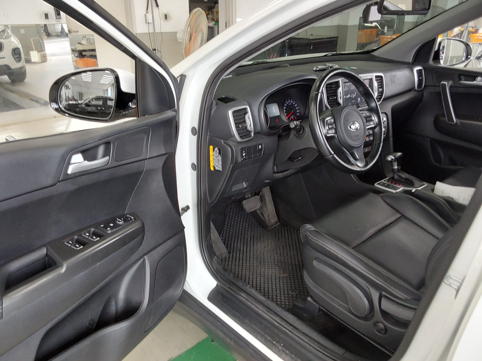 2018 - kia sportage
