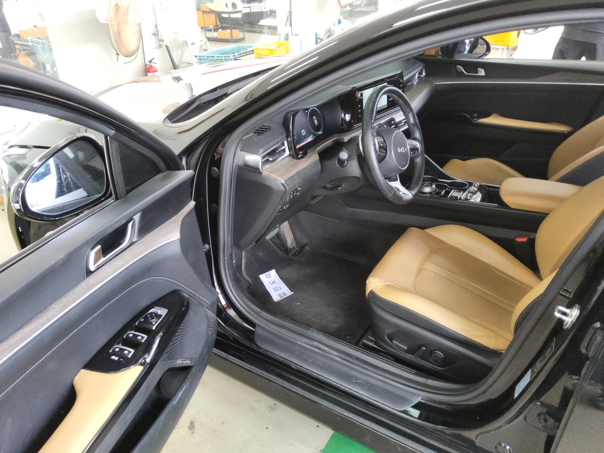 2023 - kia k5