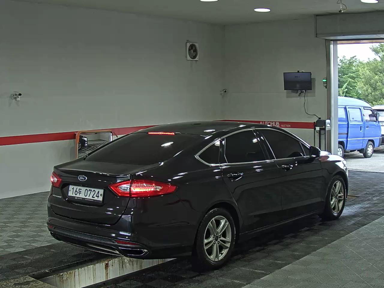 2015 - ford mondeo